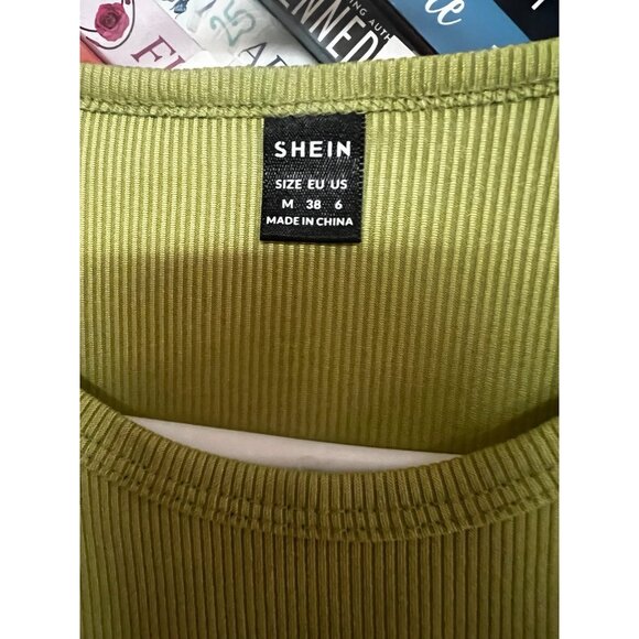 Tank top bundle!! Swipe to see more!! - Picture 6 of 6